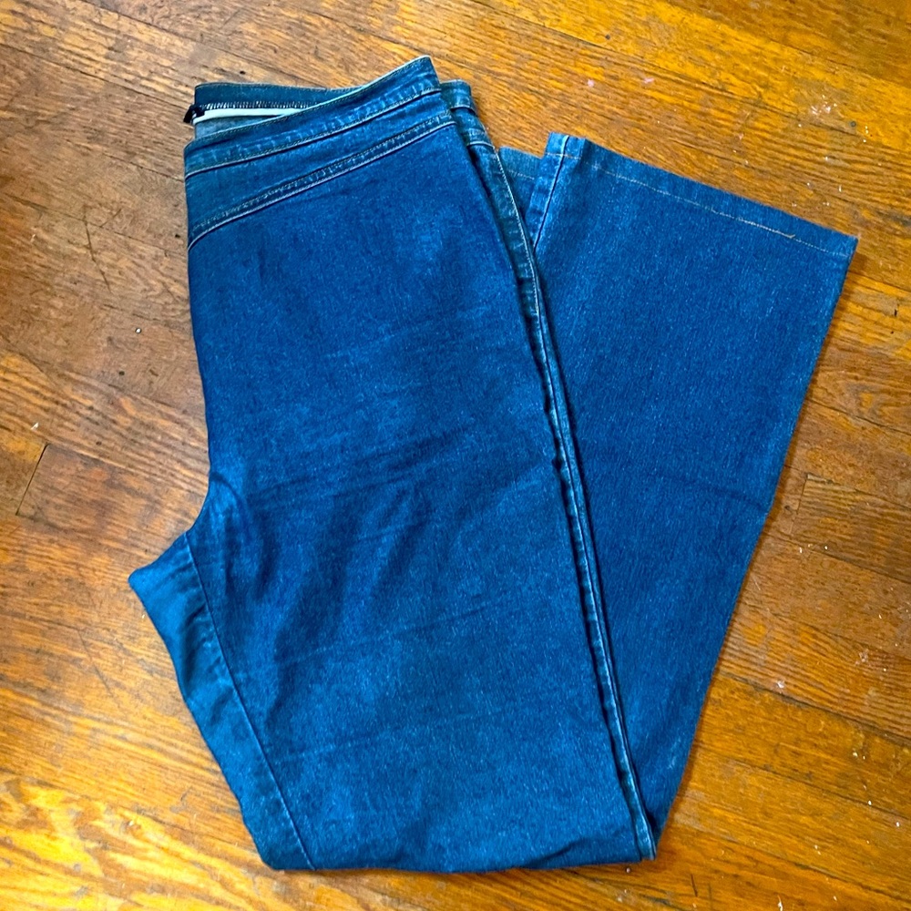 Jones New York Signature Jeans Size 8